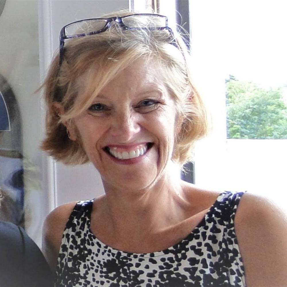 Meet your Posher, Lucinda